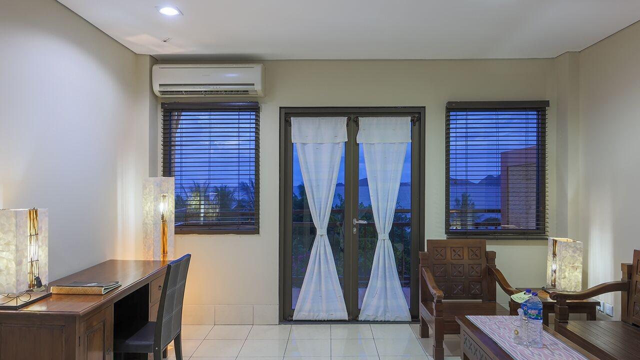 The Jayakarta Suites Komodo Flores Labuan Bajo Zewnętrze zdjęcie